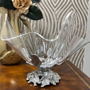Vintage Arthur court acrylic large centerpiece bowl with floral stand.